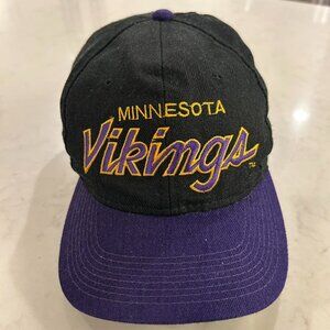 Vintage 90's Sports Specialties Minnesota Vikings NFL Script Snapback Hat Black